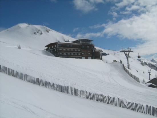 kicbil zima skijanje zimovanje austrija cene kicbil