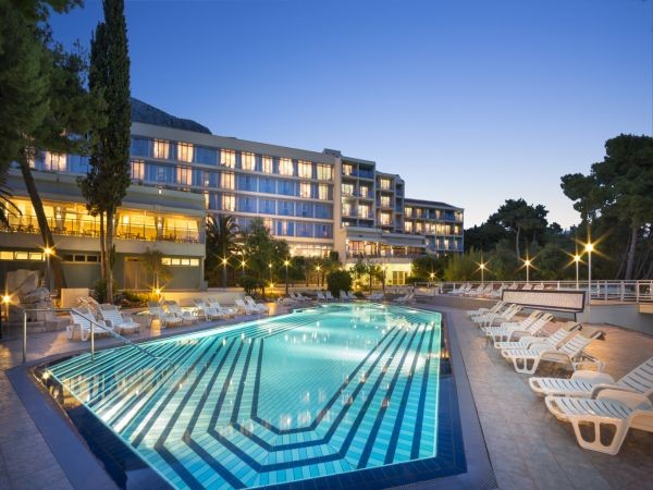 Hotel Aminess Grand Azur Orebić Dalmacija Hrvatska letovanje bazen