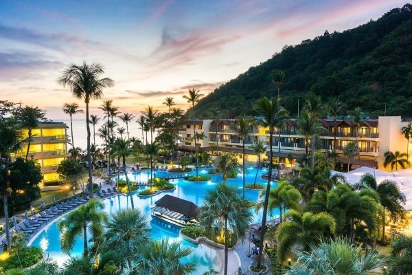 Hotel Phuket Mariott Resort & Spa Merlin Beach Puket Tajland paket aranžman noću