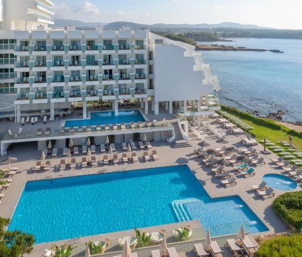 Hotel Sol Beach House Ibiza Ibica Španija letovanje smeštaj bazen