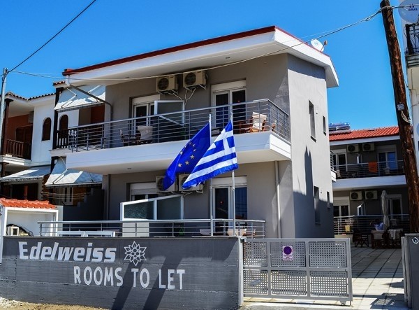 Kuća Edelweiss Nikiti Sitonija Grčka letovanje smeštaj